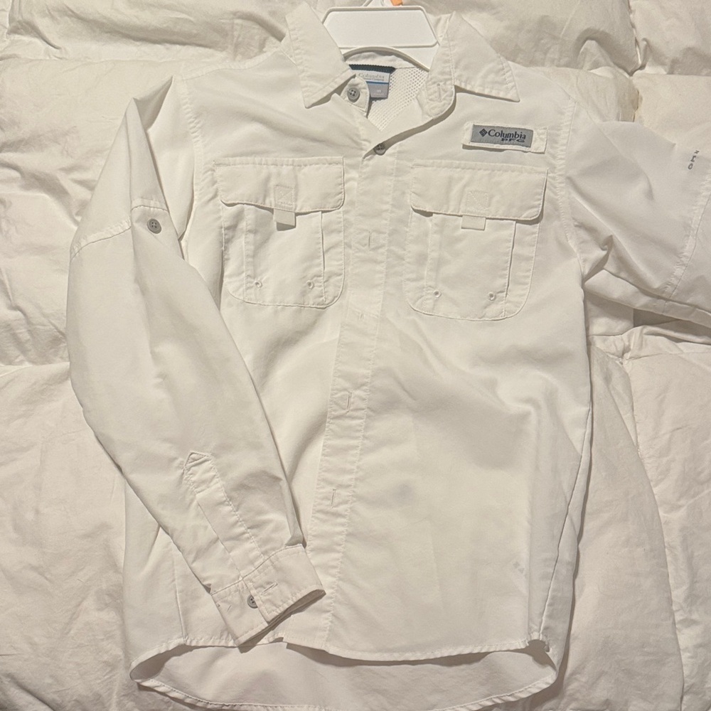 Columbia Classic White Button-Up Shirt